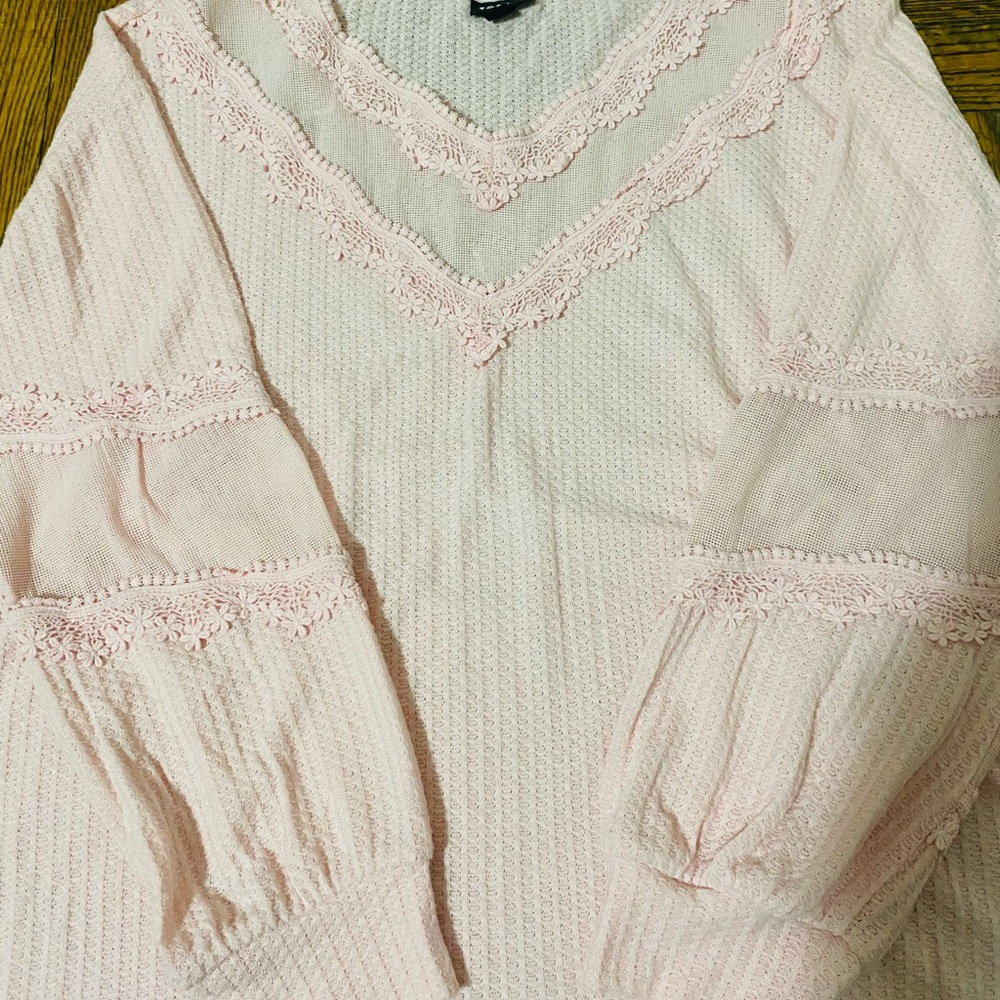 Chic Baby Pink Blouse with Lace Detail